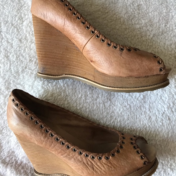 Women’s Seychelles Wedge shoe - Picture 3 of 8